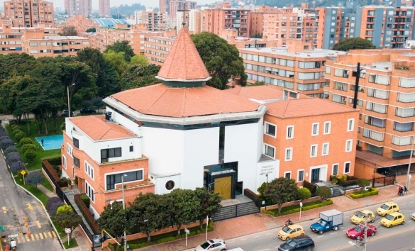 Vista aérea Parroquia Santa María del Camino